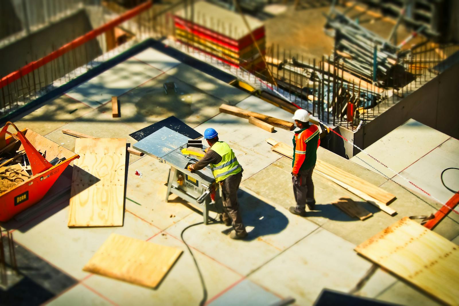Estrutura de grande porte em construção